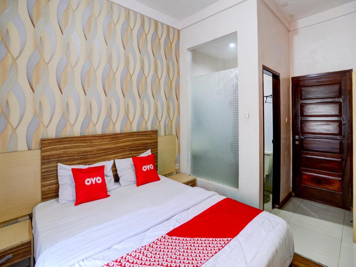 Oyo 90263 Hotel Diva Golf Bengkulu Luaran gambar
